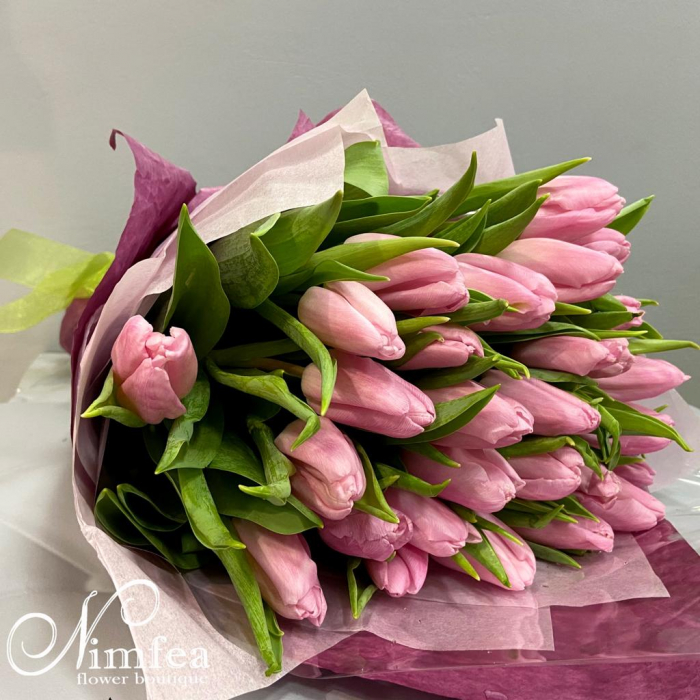 Монобукет из 27 тюльпанов Nimfea Flowers Boutique
